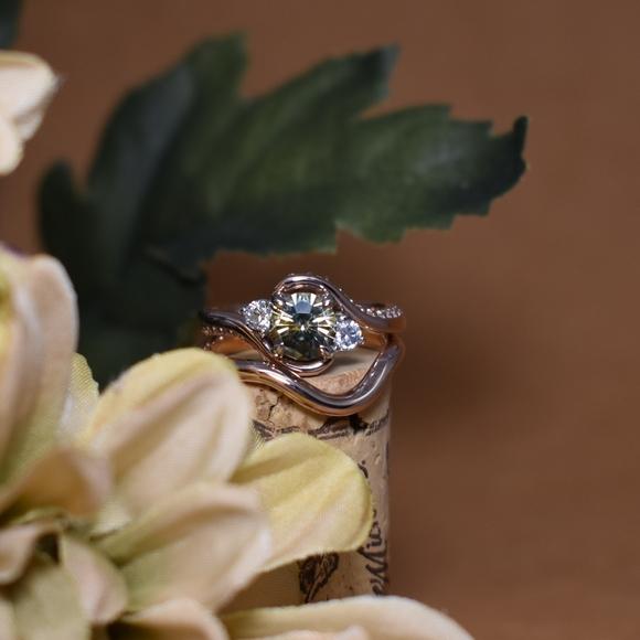 Parti Sapphire Wedding Set